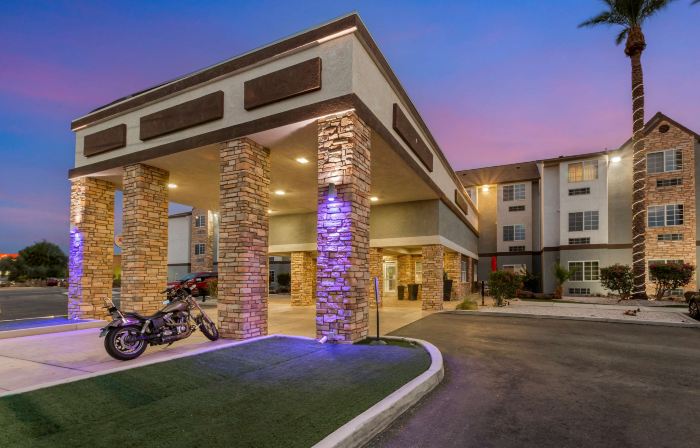 Best Western Plus Yuma Foothills Inn  Suites