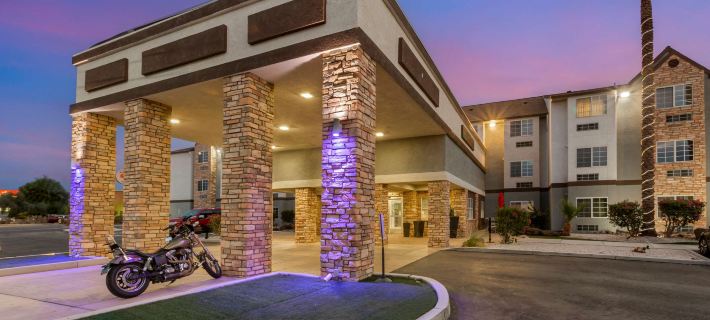 Best Western Plus Yuma Foothills Inn  Suites Отели в г. Юма