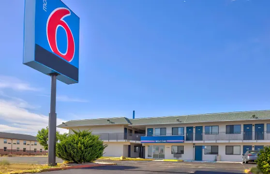 圖克姆卡里6號汽車旅館