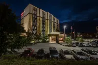 Hampton Inn Pittsburgh/Monroeville - Parking