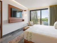 Las Brisas Mérida 梅里達住宿飯店