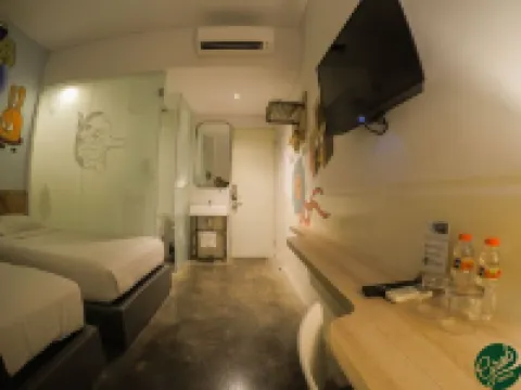GRAB HOTEL GRESIK Hôtels à : Gresik
