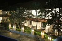 Horison Tirta Sanita Kuningan Отели рядом с достопримечательностью «Glamping Saraeland»