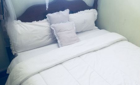 Hotel Free Zone - Housity