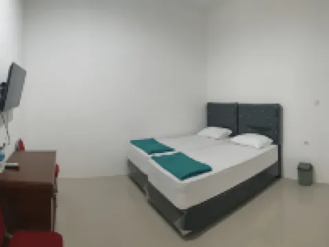 Homestay Suyoso Hotels in Mayangan