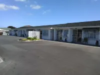 Avon Motel Hotels near Hawera Water Tower
