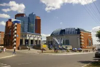 Arena Các khách sạn gần Nadezhda Kurchenko's National Museum