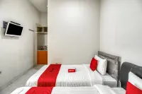 阿凡迪·蓋賈揚附近的紅門茲 2