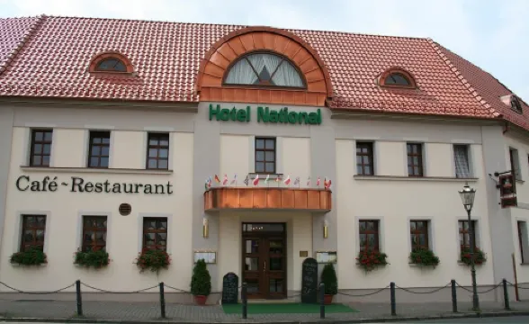 ホテル ナショナル