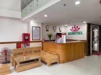 Mdhotel 2 Hotels in Đức Hòa Hạ