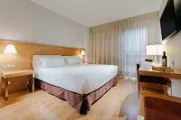 Hesperia Zaragoza Centro Hotels near Feria de Zaragoza