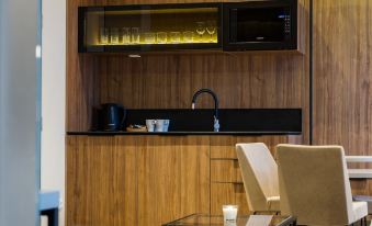 Dežman Luxury Center - Housity