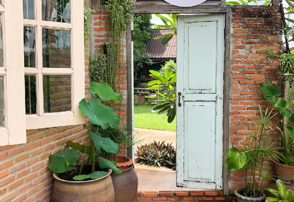 Baan Esan Country House의 아늑한 정원