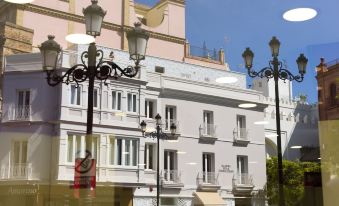Torre Homenaje | Apartamentos Turísticos en Sevilla
