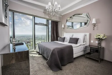 30th+ Floor Apartments in Sky Tower