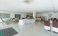 Sara Hotels and Apartments - breakfast
