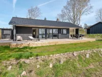 "Haley" - 150m from the Sea Hotels in Millinge