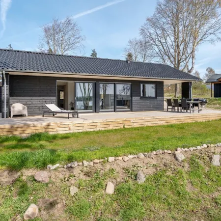 "Haley" - 150m from the Sea
