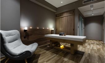 Kingsgate Al Jaddaf Hotel by Millennium