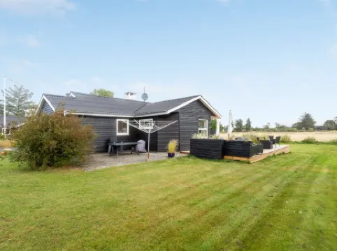 "Ika" - 600m from the Sea