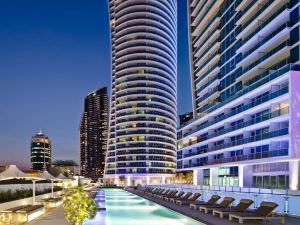 Hilton Surfers Paradise Residences