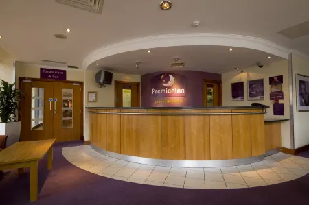Premier Inn Edinburgh City Centre (Lauriston Place)