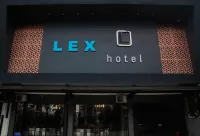 Lex Hotel Banjarmasin by Excelsior Отели рядом с достопримечательностью «STIE Indonesia»