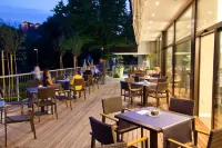 Hotel Astoria Superior - พร้อมอาหารเช้า