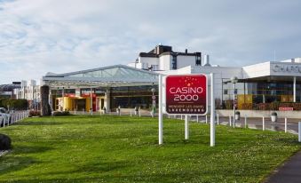 Casino 2000 - Adult Guests Only