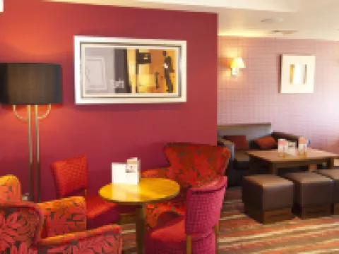 Premier Inn Liverpool John Lennon Airport Hotel berhampiran Dewan Speke