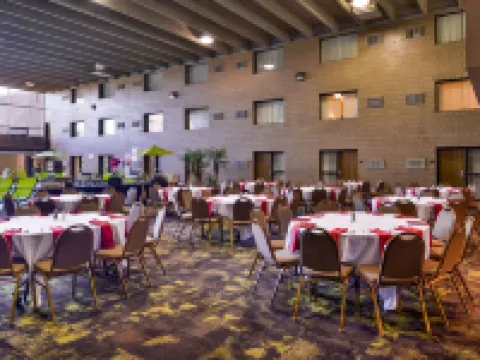 Best Western Plus Kelly Inn Hoteles en St. Cloud