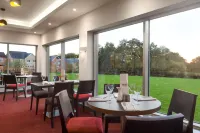 Ramada by Wyndham Milton Keynes - Lemmikkieläimet sallittu