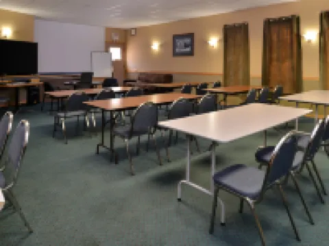 Canadas Best Value Inn and Suites Castlegar Hotels in Central Kootenay