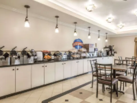 Baymont by Wyndham Galveston Hotels in Galveston