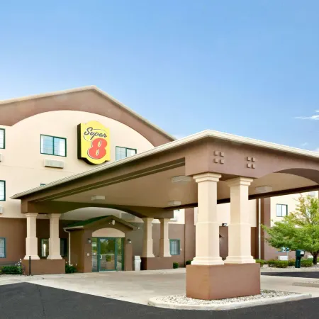 Super 8 by Wyndham South Bend