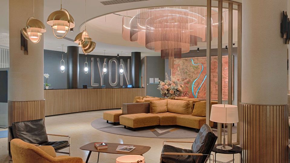 NH Lyon Airport