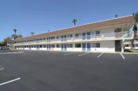 Motel 6 Indio, CA - Palm Springs Hotels in Indio