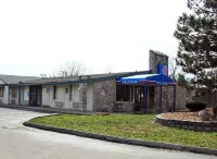 Motel 6 Kalamazoo, MI Unified Clinics 주변 호텔