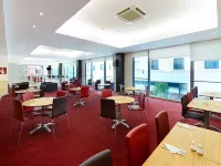 Travelodge Milton Keynes at The Hub - breakfast