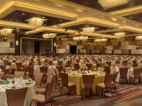 M Resort Spa & Casino - parking