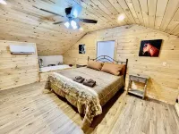 Double L Ranch 1 Bedroom Farmhouse by RedAwning Hotels near Talking Turkey Studio
