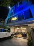 Hotel Mumbai House,Lig Square - Apartments