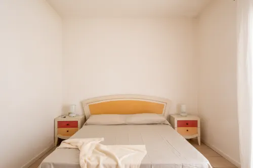 Elegante Residenza Ea Bianca 2 camere da letto per 6 persone più letto extra disponibile n. 0715