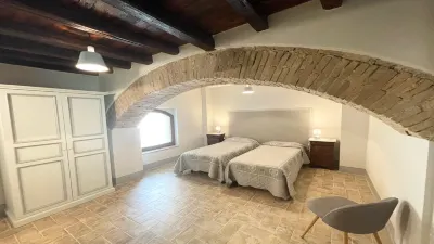 Spoleto Biofarm - 8 Guests - with Salt Water Pool - Beautiful Exclusive Grounds