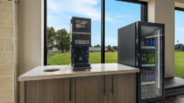 Red Roof Inn & Conference Center Chicago – N Aurora/ Naperville