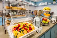 Country Inn & Suites by Radisson, Cookeville, TN - breakfast