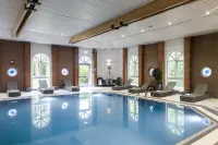 Hogs Back Hotel & Spa Nr Farnham - Yüzme Havuzu