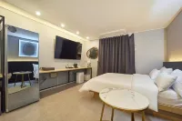 Carlton Hotel Bupyeong