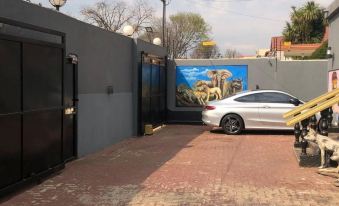 Devine Lodge Yeovile