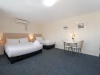 Adelaide Granada Motor Inn Hotels in Glenunga